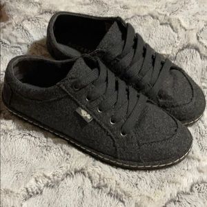 Rocket Dog size 6 shoes